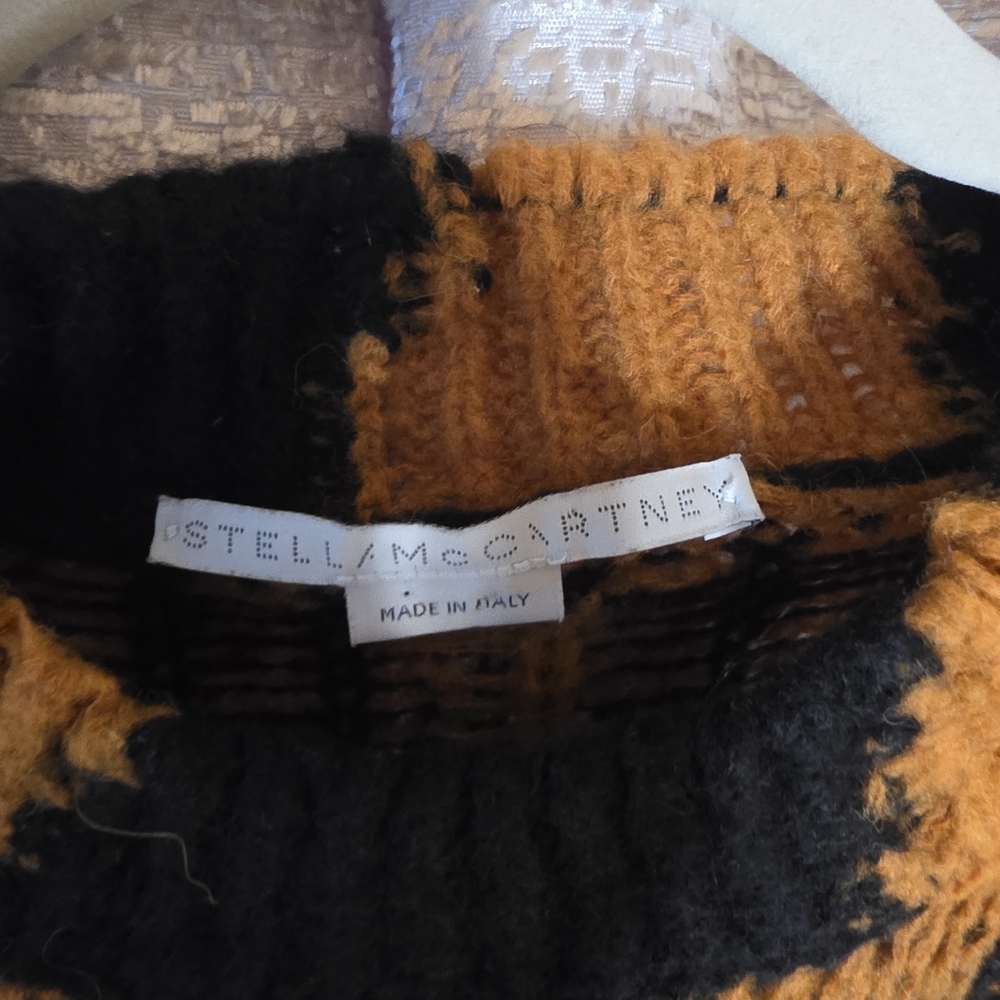 Stella McCartney Black and Orange Leopard Patterned Sweater - Picture 9 of 10